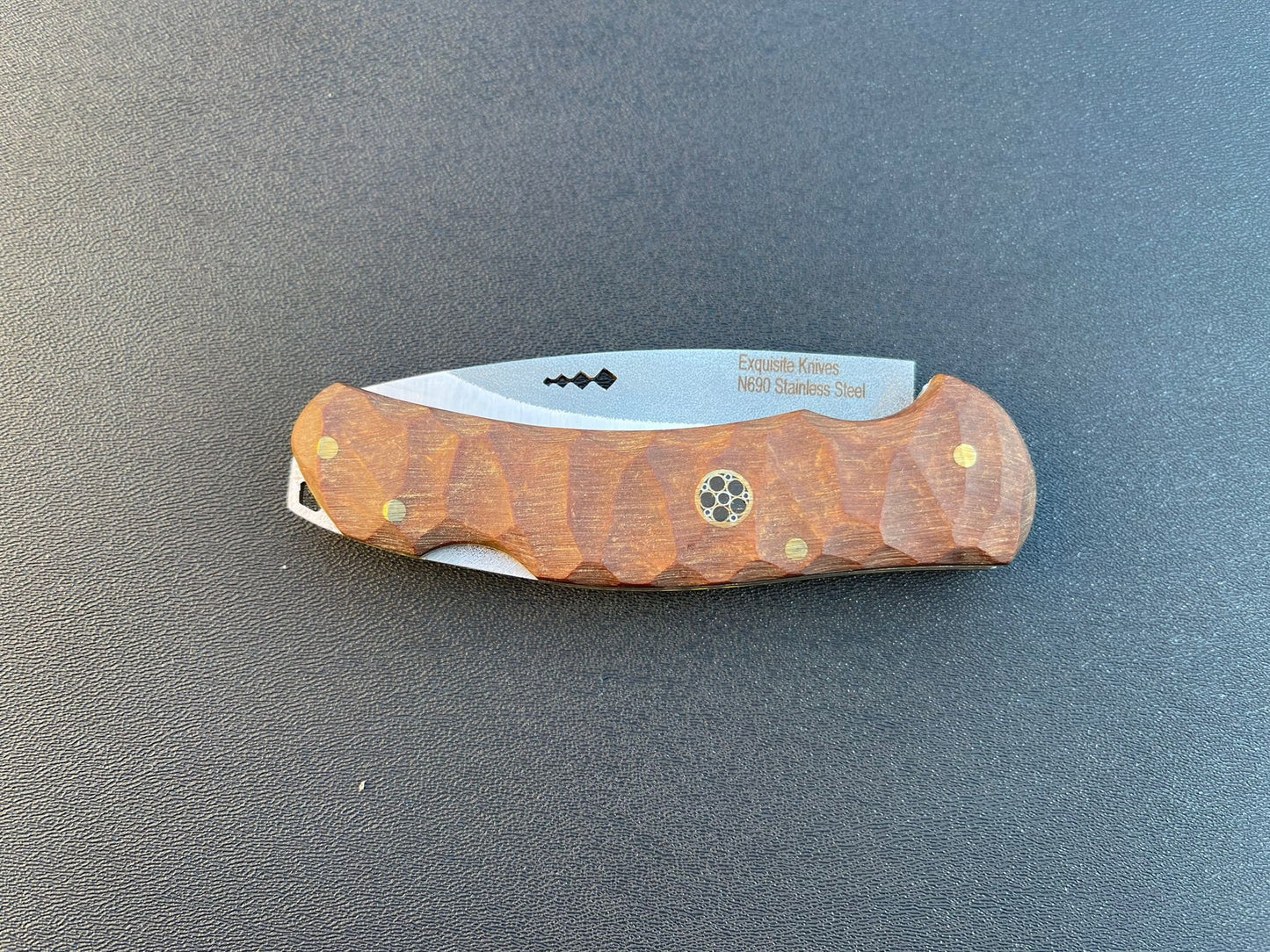 18.5CM ROCK PATTERN HANDLE FOLDING KNIFE